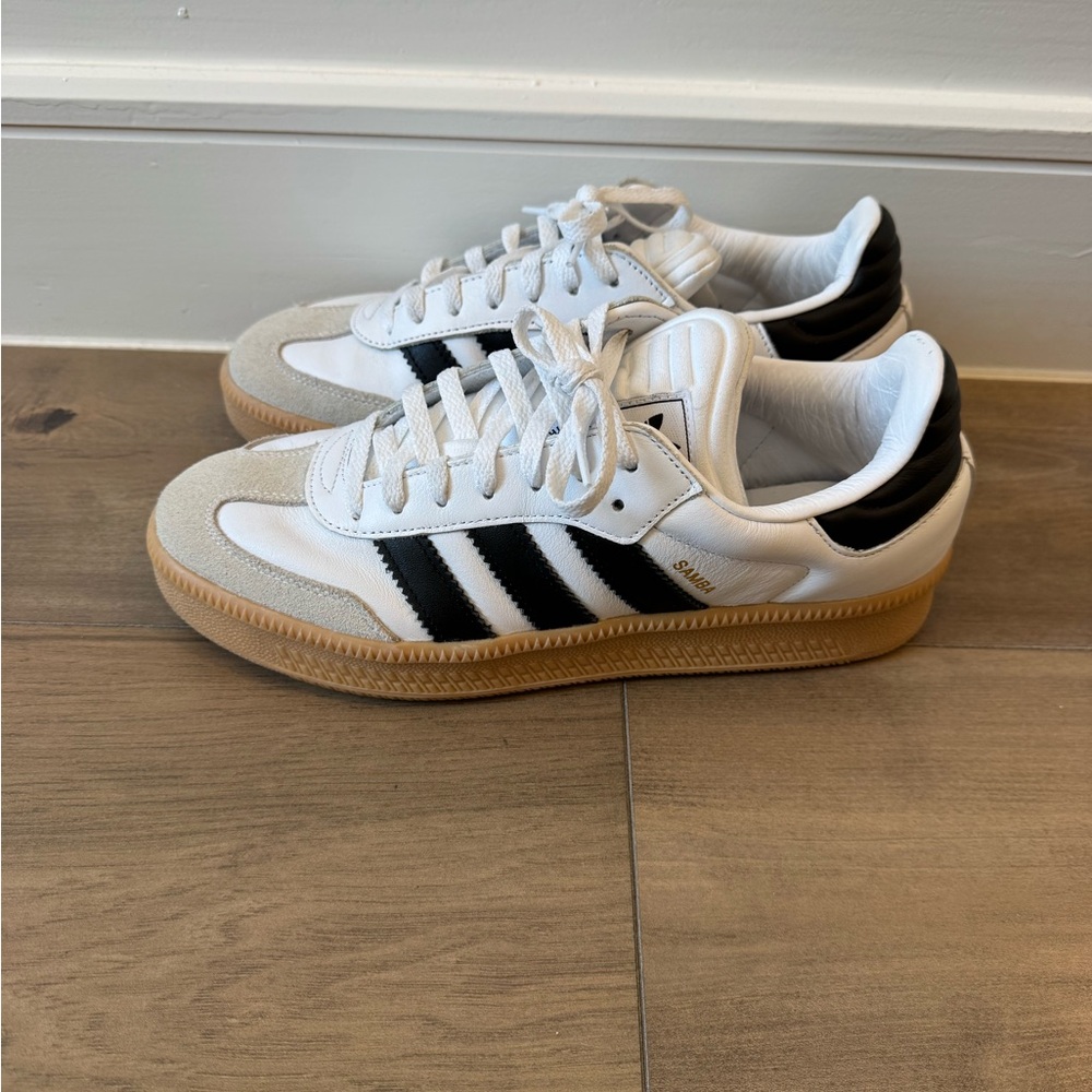 Adidas Samba XLG Size W10/M8.5